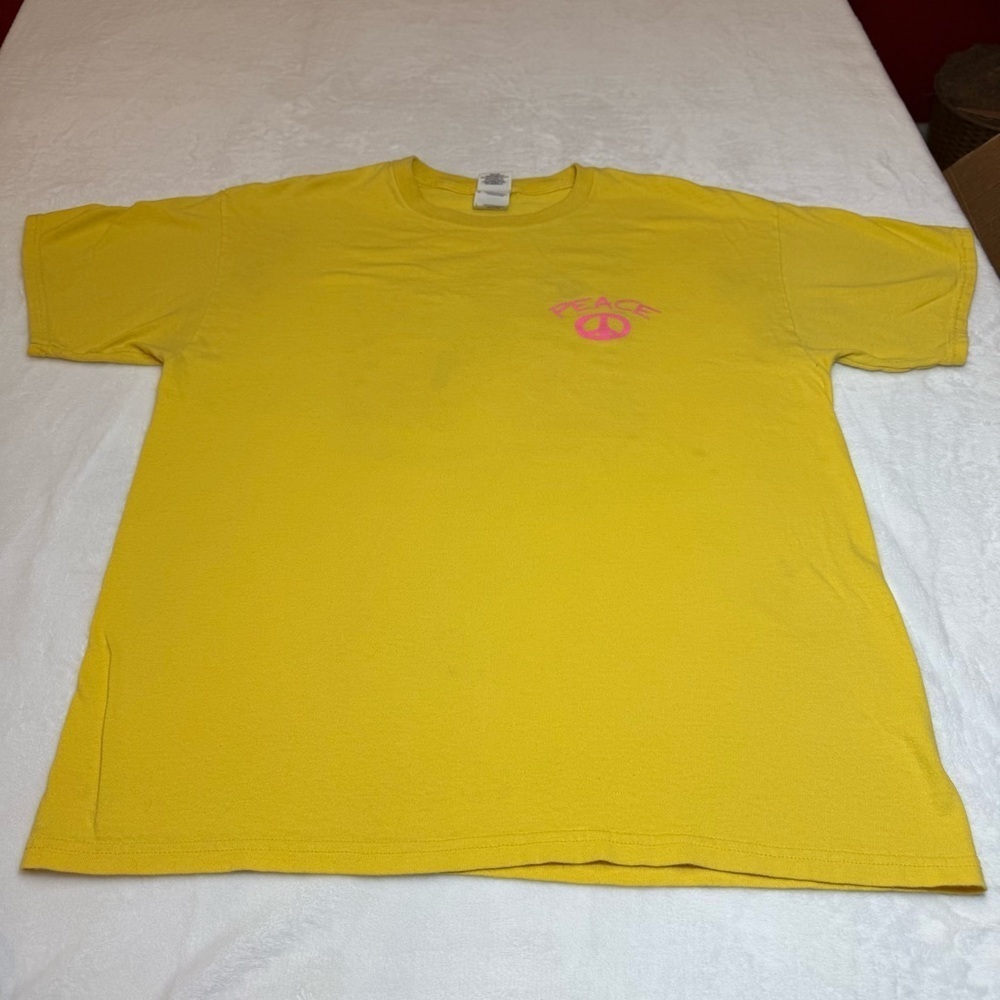 Gildan Heavy Cotton Yellow Tee with Hot Pink Lettering Mud Riding - Picture 3 of 8